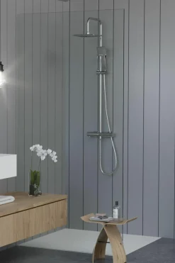 Columna De Ducha Wind Blu SQ Con Termostática, Rociador Acero Inoxidable AISI304 De 25×25 Cm. – 20WBC25ESC02 – AQG