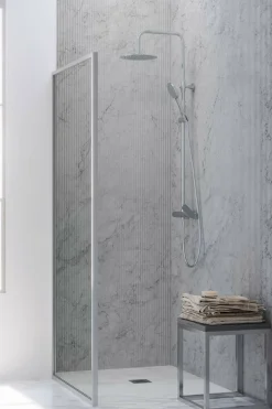 Columna De Ducha Wind Blu RD Con Monomando, Rociador Acero Inoxidable AISI304 De ¯20 Cm. – 21WBR20AMD02 – AQG