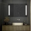 Espejo Retroiluminado Por La Parte Superior E Inferior Y Luz Frontal Con Franjas En Los Laterales Modelo Helena – DecorBath