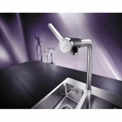Grifo Monomando De Cocina Con Mando Ergonómico Vonda – Blanco
