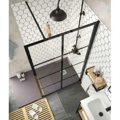 Panel Fijo Con Perfileria Negra Y Vidrio De 8 Mm Decorado Moire – Serie Heaven Black – Salgar
